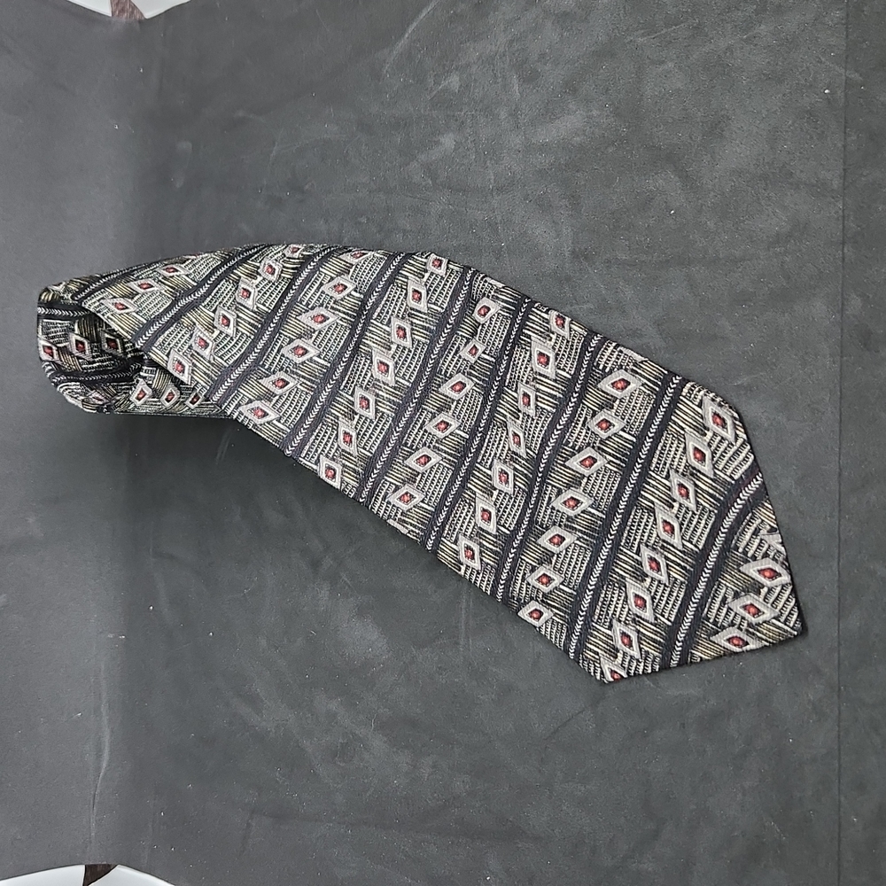 Barbara blank geometric silk tie